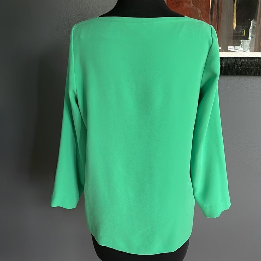 Ann Taylor LOFT bright mint boatneck 3/4 sleeve crepe dropped welted pockets top - Picture 5 of 6